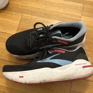 Brooks Ghost Max Sneakers 9.5